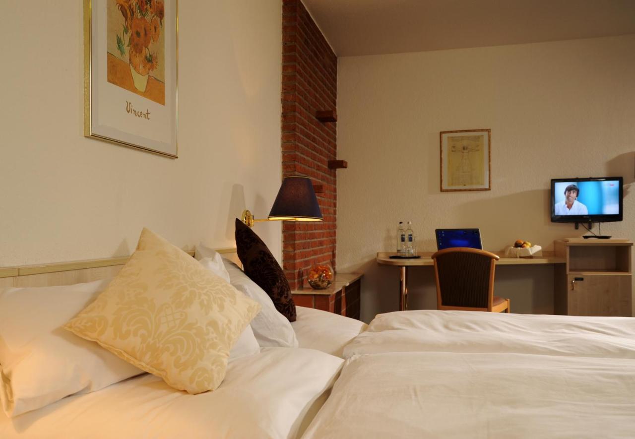 Air Hotel Wartburg Dusseldorf Ngoại thất bức ảnh