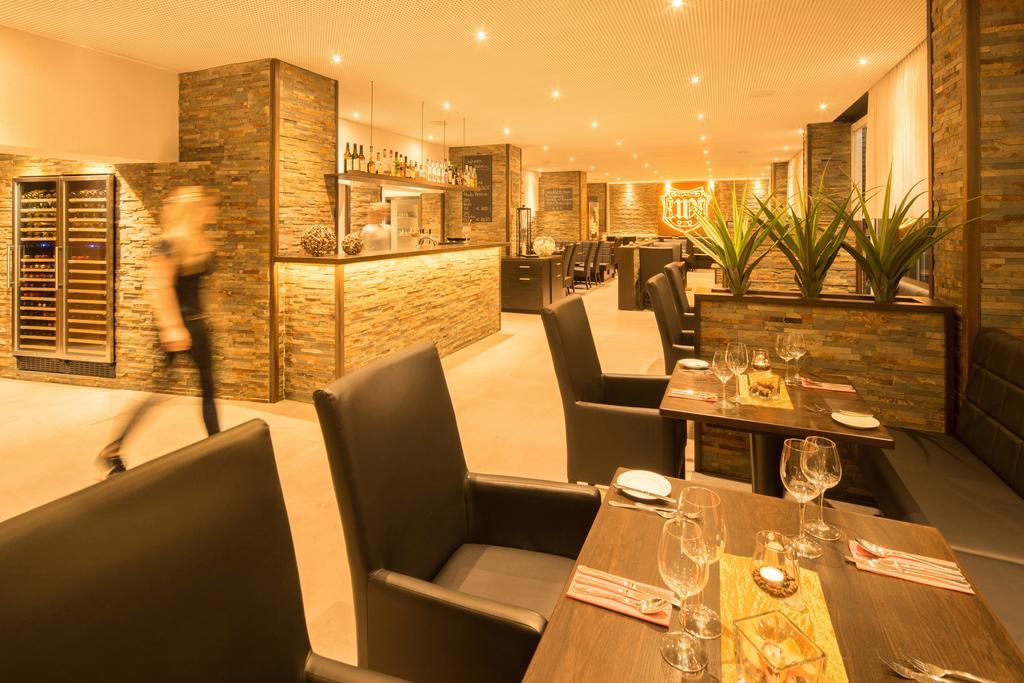 Air Hotel Wartburg Dusseldorf Ngoại thất bức ảnh